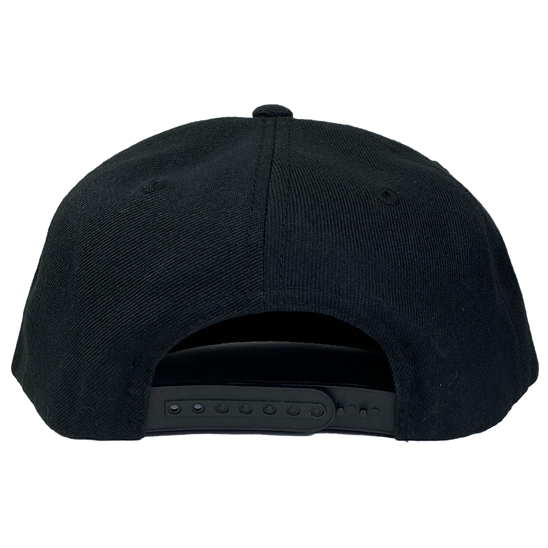 "Blunted Text" Snapback Hat in Black