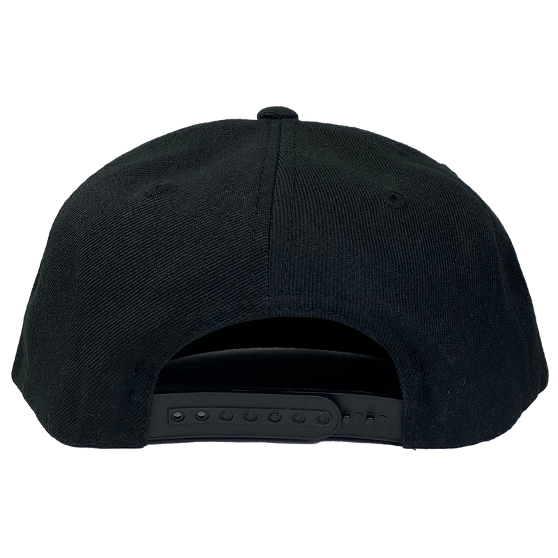 "Blunted Text" Snapback Hat in Black